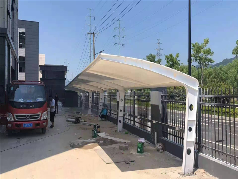 膜結(jié)構停車棚